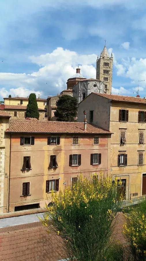 Bed & Breakfast Al 32 B&B Massa Marittima